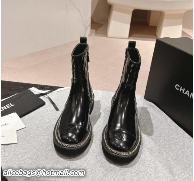 Shop Duplicate Chanel Patent Quilted Calfskin Ankle Boots with Logo Stud and Chain Black 909057