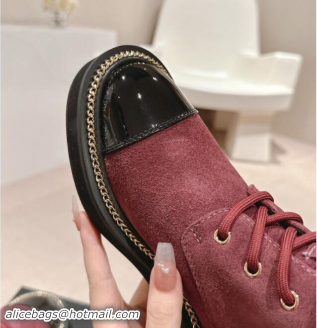 Sumptuous Chanel Suede Lace-up Ankle Boots with Logo Stud and Chain Burgundy 909063