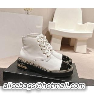 Luxury Discount Chanel Smooth Calfskin Lace-up Ankle Boots with Logo Stud and Chain White 909066