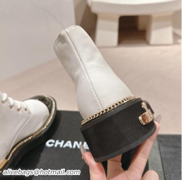 Luxury Discount Chanel Smooth Calfskin Lace-up Ankle Boots with Logo Stud and Chain White 909066