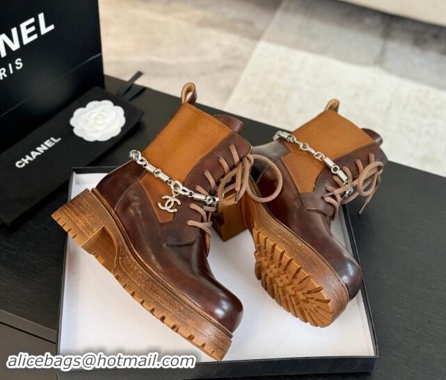 Purchase Chanel Bleached Calfskin Lace-up Ankle Boots with CC Chain Charm Brown 909082