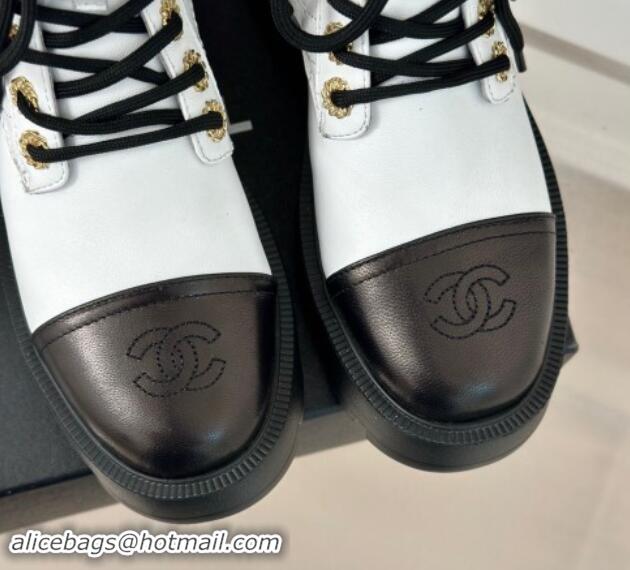 Fashion Chanel Quilted Calfskin Lace-up Platform Ankle Boots with Pearls CC Patch White 909092