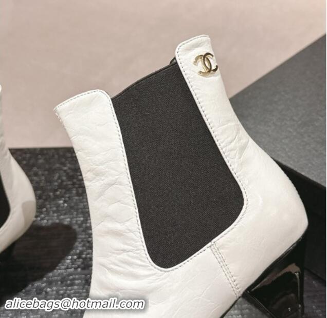 Luxurious Chanel Aged Calfskin Heel Pointed Ankle Boots White 909098