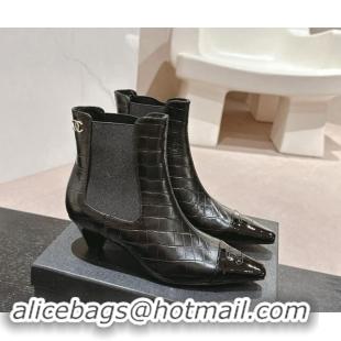 Sophisticated Chanel Embossed Calfskin Heel Pointed Ankle Boots Black 909100