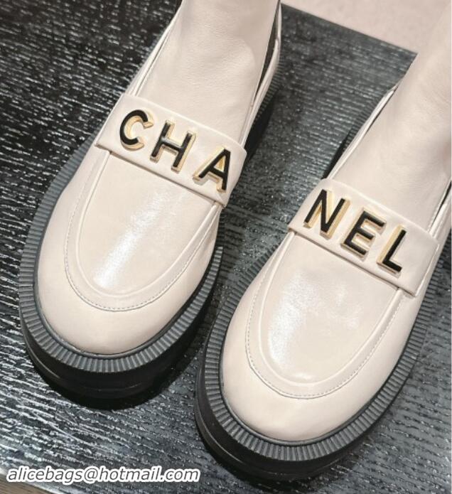 Grade Chanel Calfskin Chelsea Platform Ankle Boots with CHANEL Band White 909110