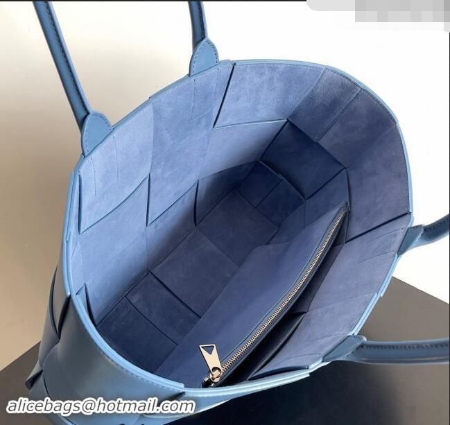 Buy Discount Bottega Veneta Medium Arco Tote Bag in Intrecciato Leather 729244 Blue 2024