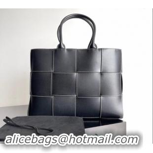 Well Crafted Bottega Veneta Medium Arco Tote Bag in Intrecciato Leather 729244 Black/Stitching 2024