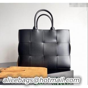 Reasonable Price Bottega Veneta Medium Arco Tote Bag in Intrecciato Leather 729244 Black/Brown 2024