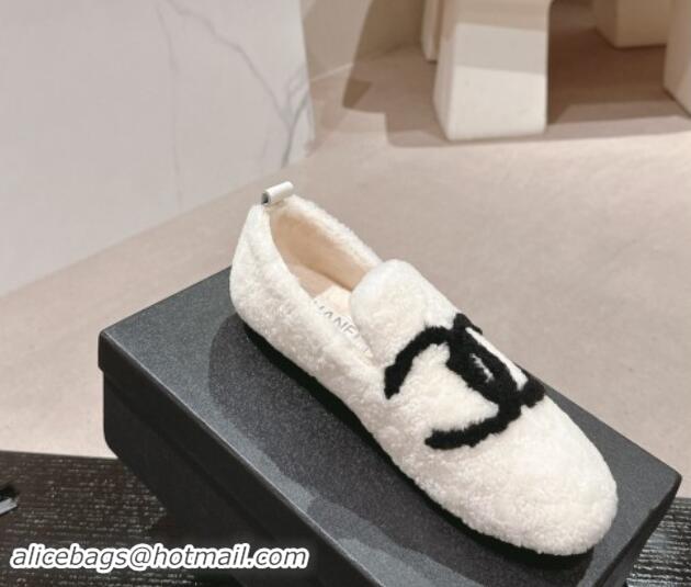 Grade Quality Chanel Wool Fur Flat CC Loafers White 910010