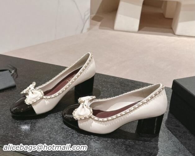 Top Design Chanel Calfskin Pumps with Chain and Bow White 910018