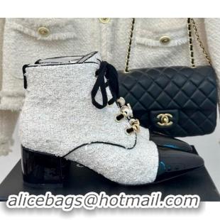 Charming Chanel Tweed & Patent Calfskin Lace-up Ankle Boots with Sequins and Beads White 910055