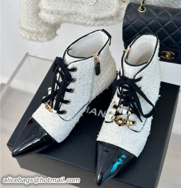 Charming Chanel Tweed & Patent Calfskin Lace-up Ankle Boots with Sequins and Beads White 910055