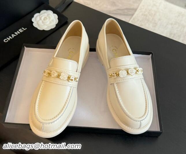 Sophisticated Chanel Calfskin Loafers with Heart Charm Ivory White 910076