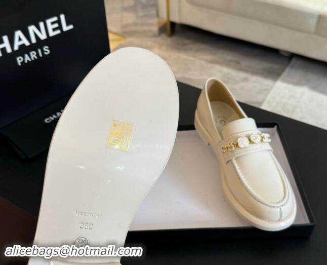 Sophisticated Chanel Calfskin Loafers with Heart Charm Ivory White 910076