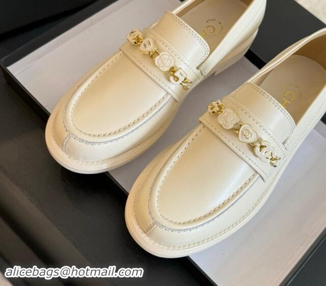 Sophisticated Chanel Calfskin Loafers with Heart Charm Ivory White 910076