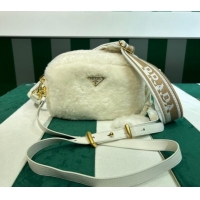 Pretty Style Prada W...