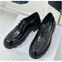 Stylish Celine Triomphe Rangers Derby Lace ups with Perforated Logo in Patent Calfskin Black 813031