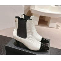 Luxurious Chanel Aged Calfskin Heel Pointed Ankle Boots White 909098