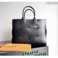 Reasonable Price Bottega Veneta Medium Arco Tote Bag in Intrecciato Leather 729244 Black/Brown 2024