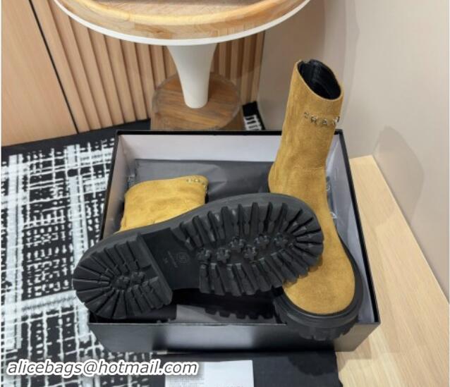 Sumptuous Chanel Suede Platform Ankle Boots with Front CHANEL Yellow 910098