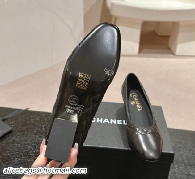 Luxury Discount Chanel Quilted Lambskin Leather Low-Heel Pumps Black 0910142