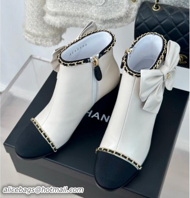 Hot Style Chanel Calfskin & Grosgrain Ankle Boots with Chain and Maxi Bow White 091122