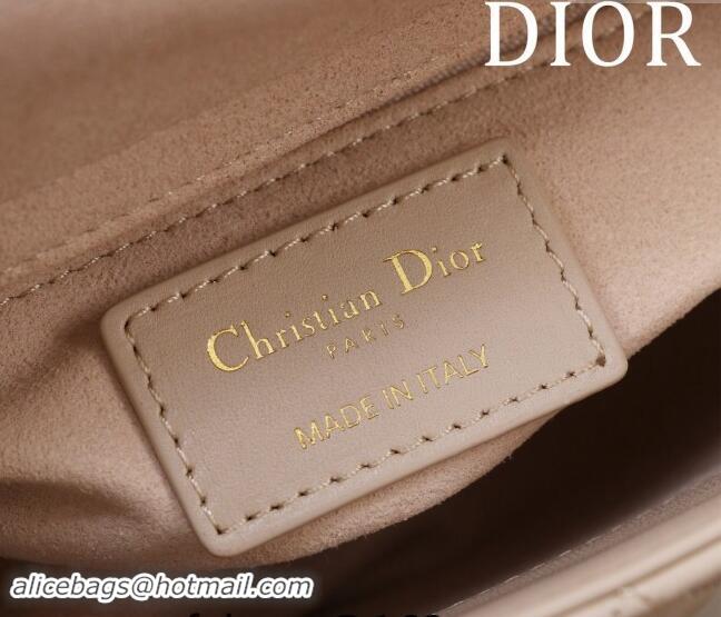 Famous Brand Dior Mini Lady Dior Bag in Two-Tone Cannage Lambskin M0505 Beige/White 2024