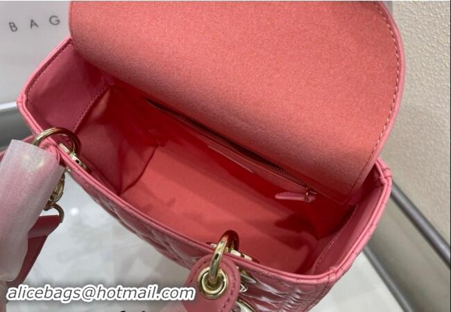 Shop Grade Dior Medium Classic Lady Bag in Cannage Lambskin M0565 Pink 2024