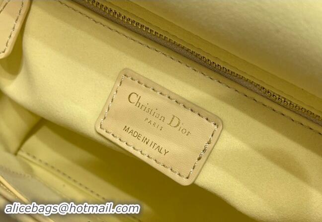 Pretty Style Dior Small Lady My ABCDior Bag in Cannage Lambskin M0538 Yellow 2024