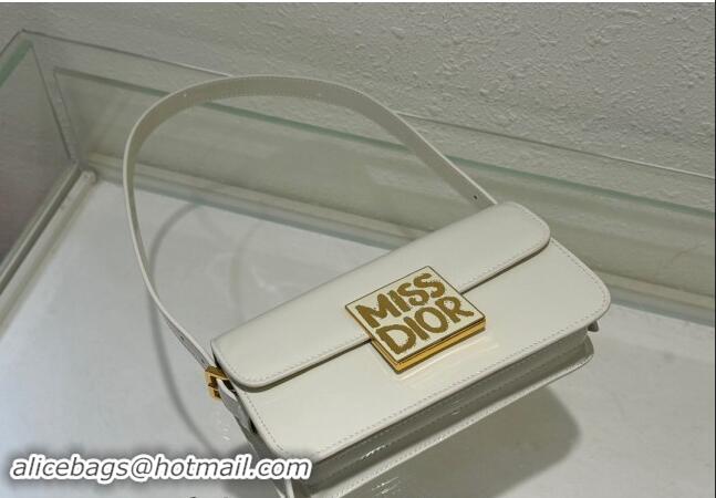 Pretty Style Dior Miss Dior Flap Bag in Patent Calfskin DR2610 White 2024