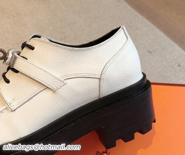 Grade Hermes First Lace-up derby shoe in Palm-Grained Calfskin with Kelly Buckle White 907044 