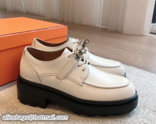 Fashion Luxury Hermes First Lace-up derby shoe in Calfskin with Kelly Buckle Ivory White 907045