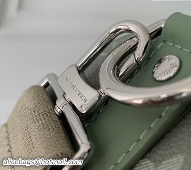 Inexpensive Louis Vuitton Keepall Bandouliere 25 Bag in Khaki Green Monogram Gradient Canvas M11591 2024