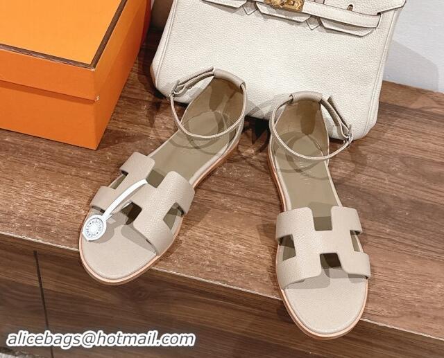 Popular Style Hermes Santorini Flat Sandals in Grained Calfskin Light Grey 909009