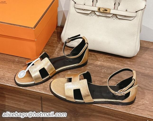 Good Product Hermes Santorini Flat Sandals in Grained Calfskin Gold 909013