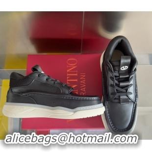 Pretty Style Valentino Calfskin Leather Mid-Top Runboot Sneakers Black 903063