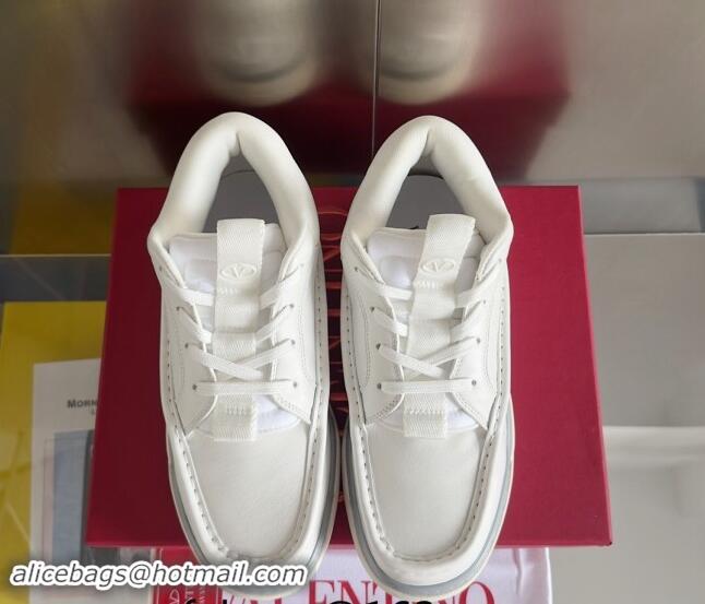 Good Quality Valentino Calfskin Leather Mid-Top Runboot Sneakers White 903064