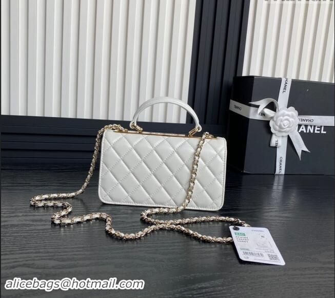 Luxury Classic Chanel Trendy CC Lambskin Clutch with Chain and Band AP4184 White 2024