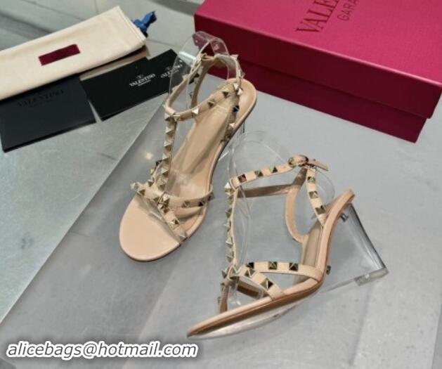 Popular Style Valentino Rockstud Nappa Leather Wedge Sandals 8.5cm with Clear Heel Beige 903070