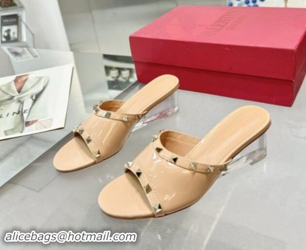 Perfect Valentino Rockstud Patent Calfskin Wedge Slides Sandal 5/8.5cm with Clear Heel Beige 903085