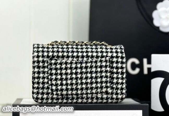 Inexpensive Chanel Classic Hounstooth Tweed Mini Flap Bag A69900 White/Black 2024