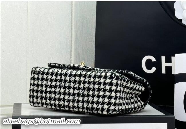 Inexpensive Chanel Classic Hounstooth Tweed Mini Flap Bag A69900 White/Black 2024