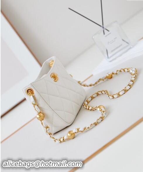 Chic Discount Chanel Calfskin Crossbody Mini bag with Metal-Tone and Pearls AS4949 White 2024