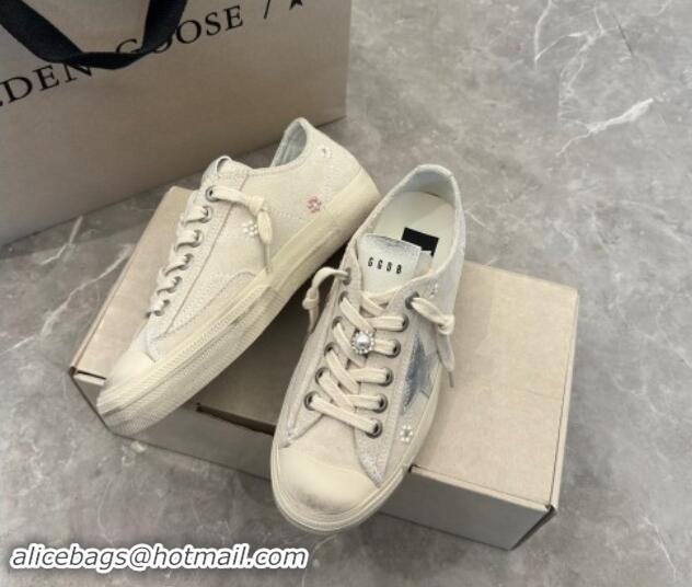 Sumptuous Golden Goose V-Star Sneakers in light gray suede with a silver leather star and Pearls Charm 7230102