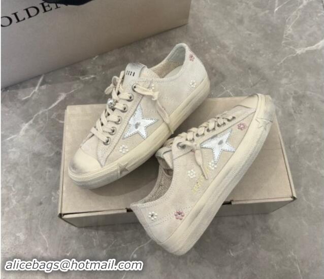 Sumptuous Golden Goose V-Star Sneakers in light gray suede with a silver leather star and Pearls Charm 7230102