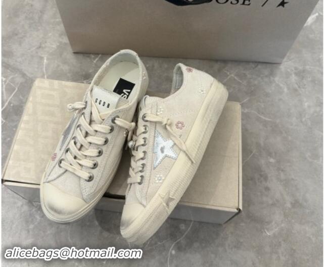 Sumptuous Golden Goose V-Star Sneakers in light gray suede with a silver leather star and Pearls Charm 7230102