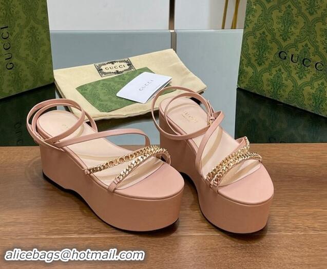 Popular Style Gucci Signoria Leather Platform Wedge Sandals with Logo Chain Light Pink 7230135