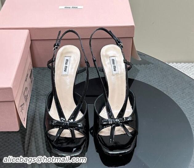 Luxurious Miu Miu Bow Heel Sandals in Patent Leather Black 703125