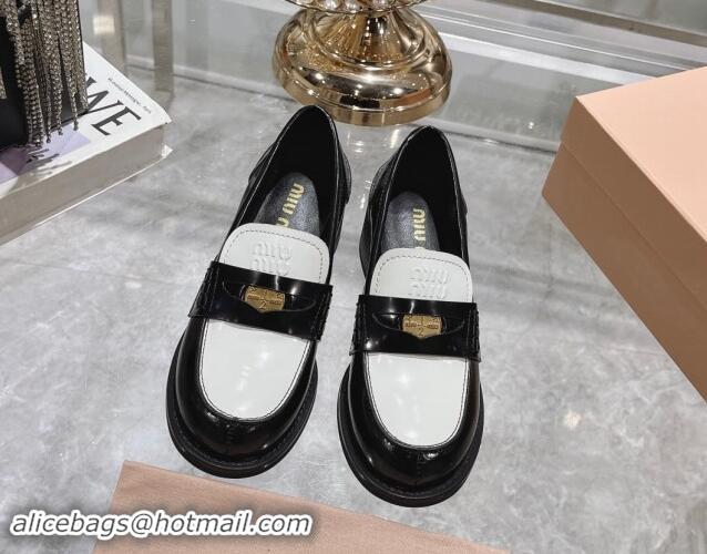 Luxurious Miu Miu Brushed Leather Loafer Pumps 5cm with Coin Black/White 813082