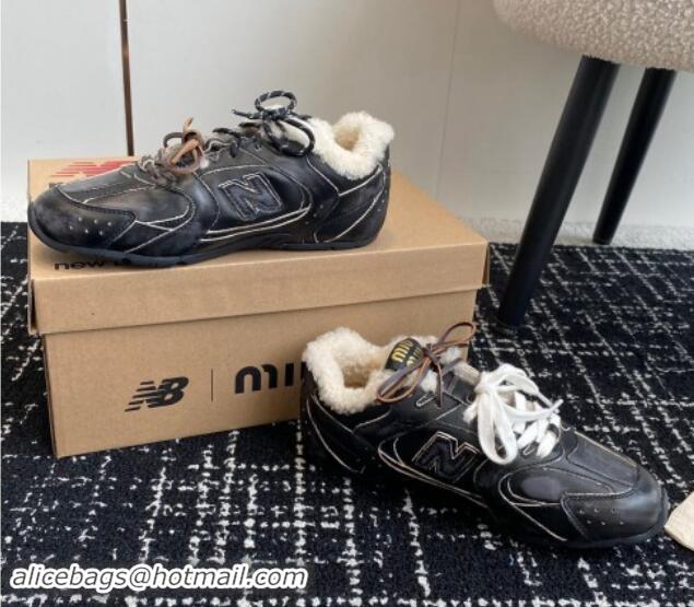 Sophisticated New Balance x Miu Miu 530 SL Sneakers in Black Bleached Leather and Wool Fur 5E165E 012060